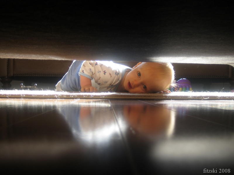 [20080917-deavan.under.loveseat-083[3].jpg]