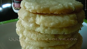 Cookie Icing No Corn Syrup : CookieCrazie's Vegan Corn Syrup Glaze Icing for Cookie Decorating | Icing recipe, Glazed icing ...