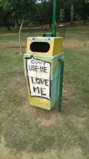 'Love Me' Trashcan
