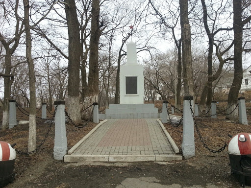 Памятник Минерам