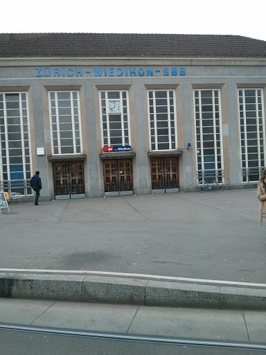 Bahnhof Wiedikon 