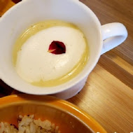 多一點咖啡館