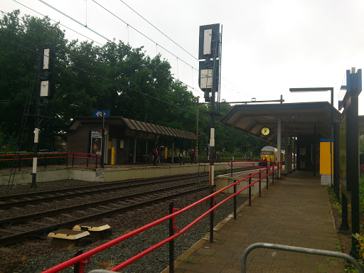 Station Oss West
