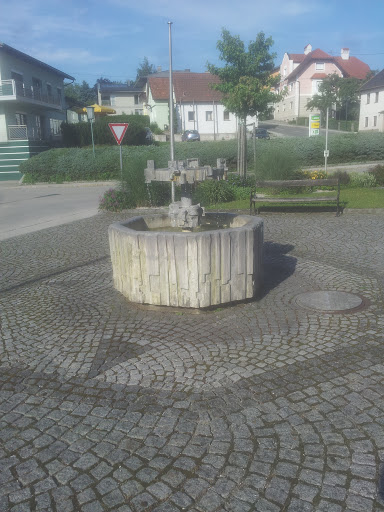 Brunnen Nussbach
