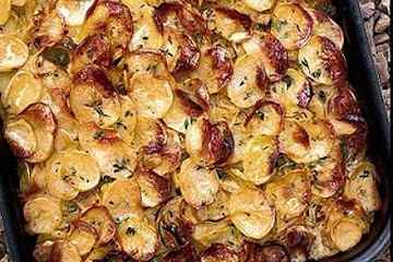 Buttery roast thyme potatoes