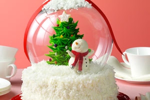 Holiday Snow Globe Cake