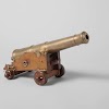 Model van een kanon van 18 pond op een rolpaard