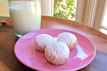 Rena Carasso's Kourabiedes - Greek Butter Cookies