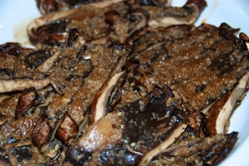 Roasted Portobello Mushroom Packets with Garlic, Shallots, and Balsamic Vinegar