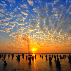 lumpur lapindo sunrise by Ahmad khoirul Hakim - Landscapes Sunsets & Sunrises