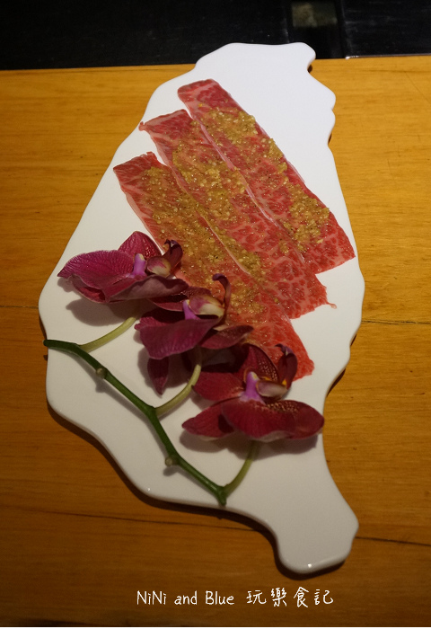 羊角BAR 炭燒和牛專門，高單價燒烤店享受高品質服務