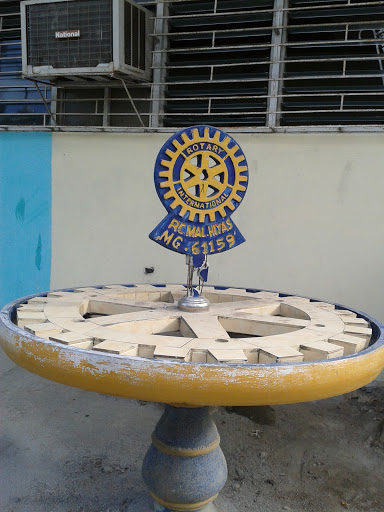 Rotary Water Fountain