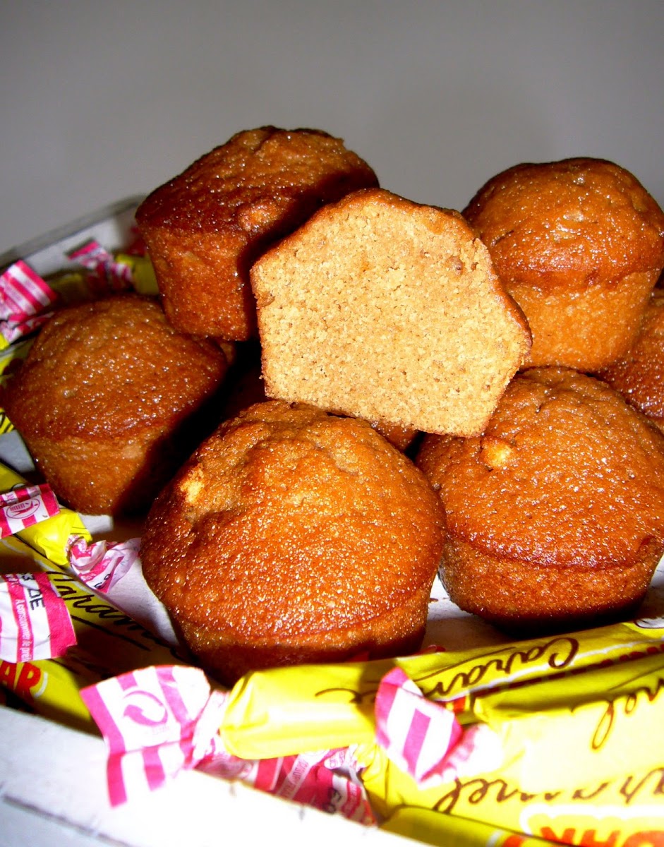 Caramel Carambars Cupcakes Peanut Free Cupcakes Recipe Yummly