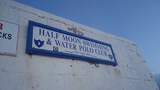 Half Moon Swimming Club