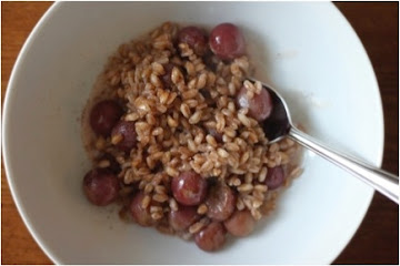Roasted Grape Breakfast Farro