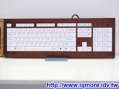 Computex 2008: RCS基富電腦 (竹製鍵盤介紹) - 老貓測3C