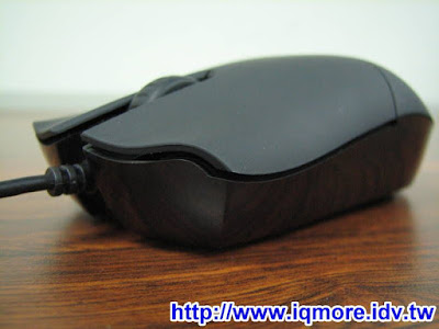 Razer Salmosa 煞魔蛇光學滑鼠測試 - 老貓測3C