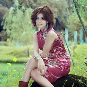 fgfhgjhkjkj by Omen egp II - People Portraits of Women
