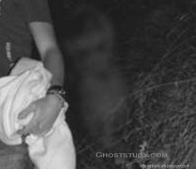 [ghostland034[3].jpg]