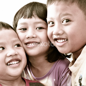 3 of us by Dedik Dwi Nugroho - Babies & Children Children Candids