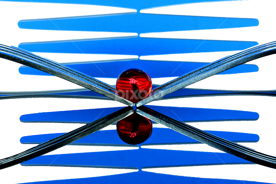 crisscross by Hylas Kessler - Abstract Patterns