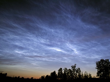 Noctilucent clouds (2)