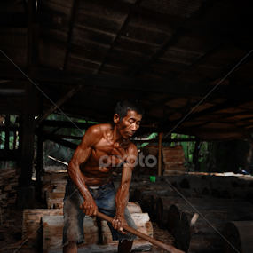 by Indra Kurniawan - People Professional People