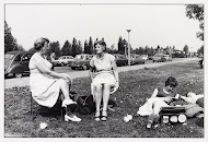 Pauze tussen twee lesuren van de "Moedermavo"