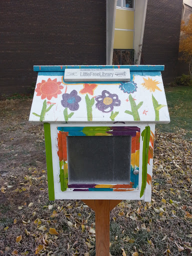 Grand Ave Free Little Library