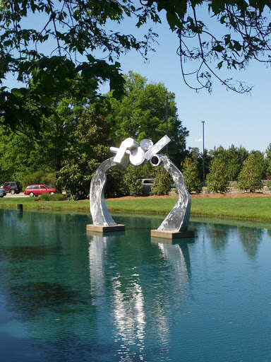 Perimeter Park sculpture
