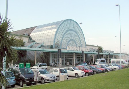 Abruzzo Airport Screenshots 1