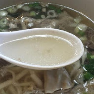 金春發牛肉店(天水路總店)