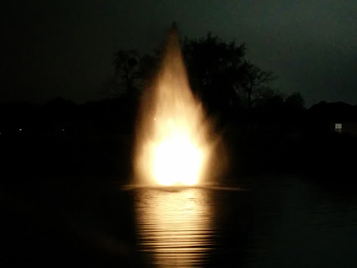 Sutton Lakes Fountain
