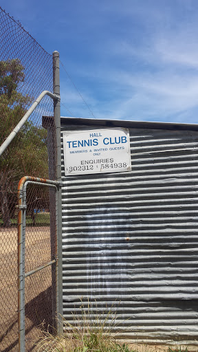Hall Tennis Club