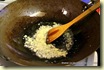frying garlic for fried hokkien mee