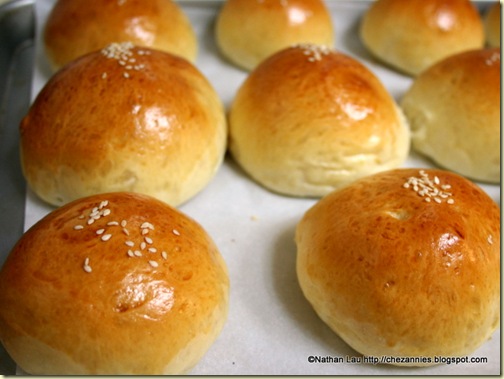 Baked red bean buns - golden brown and delicious!