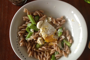 Lemon Scented Fusilli with Spring Asparagus