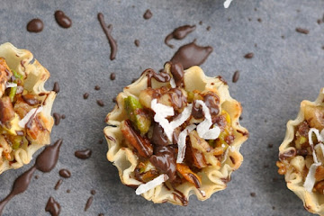 Chocolate Coconut No-Bake Baklava Bites