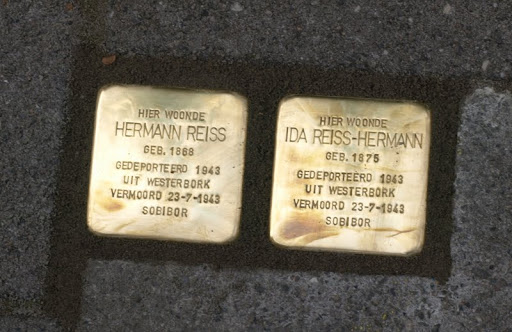 Stolpersteine H. Reiss and I. Reiss-Hermann