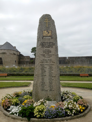 Monument aux Morts - Narval