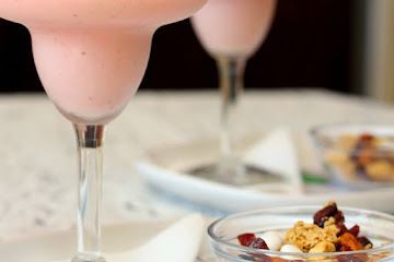 Simple Strawberry Peach Yogurt Smoothie