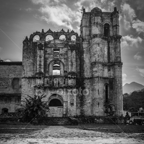 Tecpatan by Alighieri Rizo - Black & White Buildings & Architecture