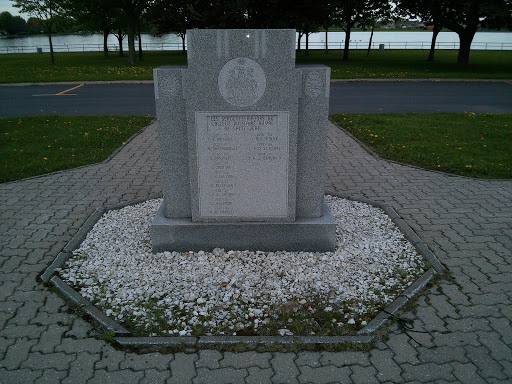 Monument Aux Sergents-Majors Du Collège Militaire Royal De St-Jean