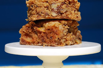 Vegan Apple Cake