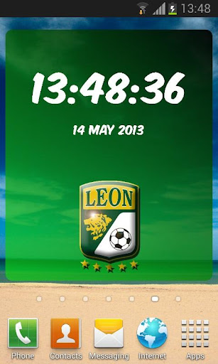 Club León Digital Clock