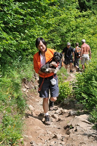 [2712385413_2a1621cc85[4].jpg]