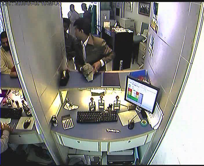 bank, cash looted captured in camera