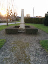 Monument Aux Morts D'Attray