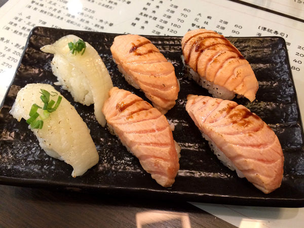 [高雄] 巨蛋 小倉壽司 (幕府壽司) - 日式料裡握壽司生魚片