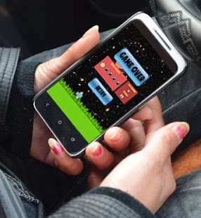 Free Space Crash - Flying UFO Game APK for Android